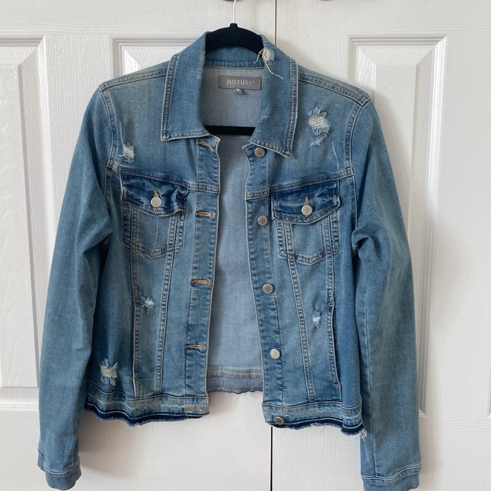 Just USA Jean Jacket Denim Distressed size Medium